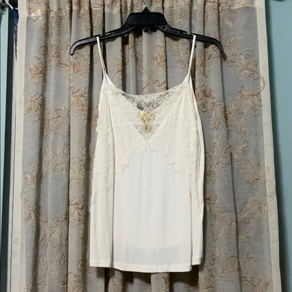 HM lace front top